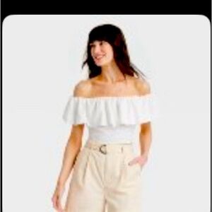 Off shoulder crop top